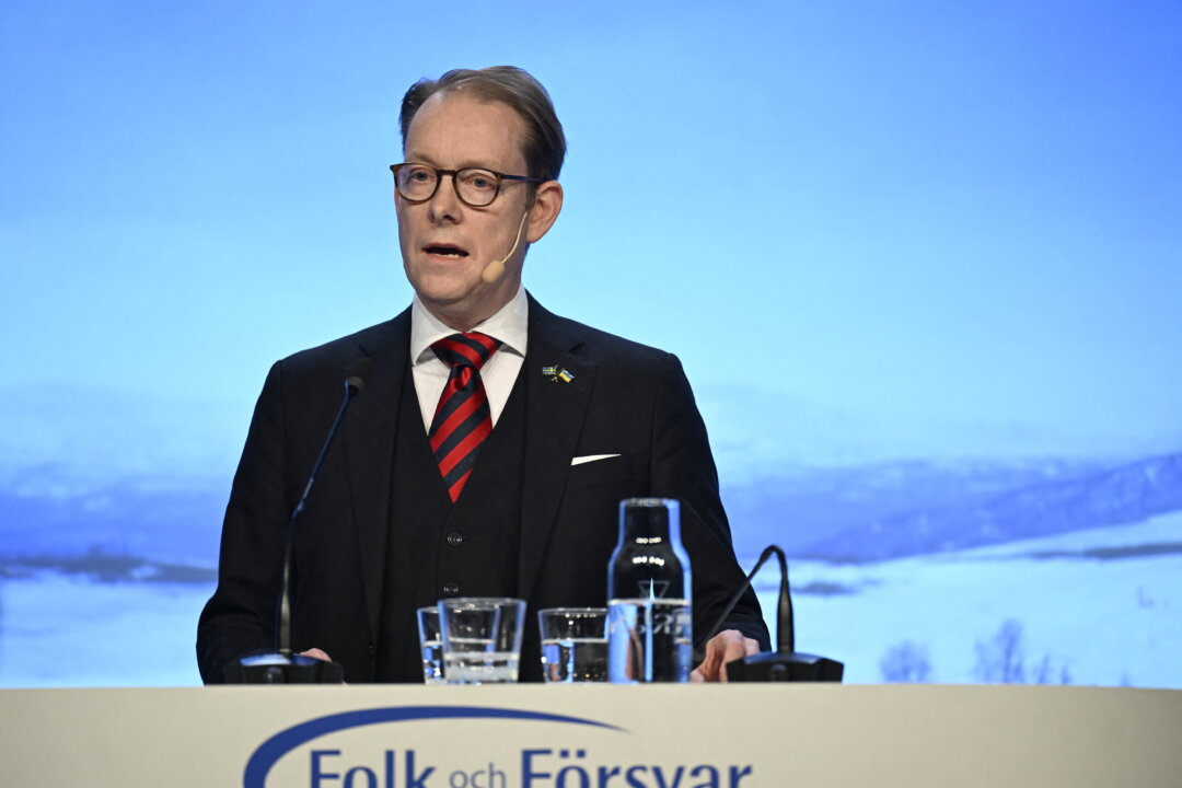 Ông Billstrom Tobias, Ngoại trưởng Thụy Điển, có ​​bài diễn văn tại Hội nghị Quốc gia về Xã hội và Quốc phòng, ở Salen, Thụy Điển, hôm 07/01/2024. (Ảnh: Pontus Lundahl/TT News Agency/AFP qua Getty Images)