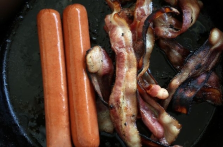 Nghiên cứu: Thực phẩm chế biến có liên quan đến ‘hóa chất vĩnh cửu’ trong máu người