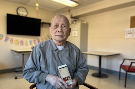 Cụ ông gần 100 tuổi có cuộc sống mới sau khi đọc các bài viết của Đại sư Lý