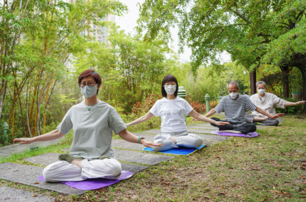 Người phụ nữ Hồng Kông khỏi bệnh ung thư tử cung giai đoạn cuối sau khi tu luyện Pháp Luân Đại Pháp