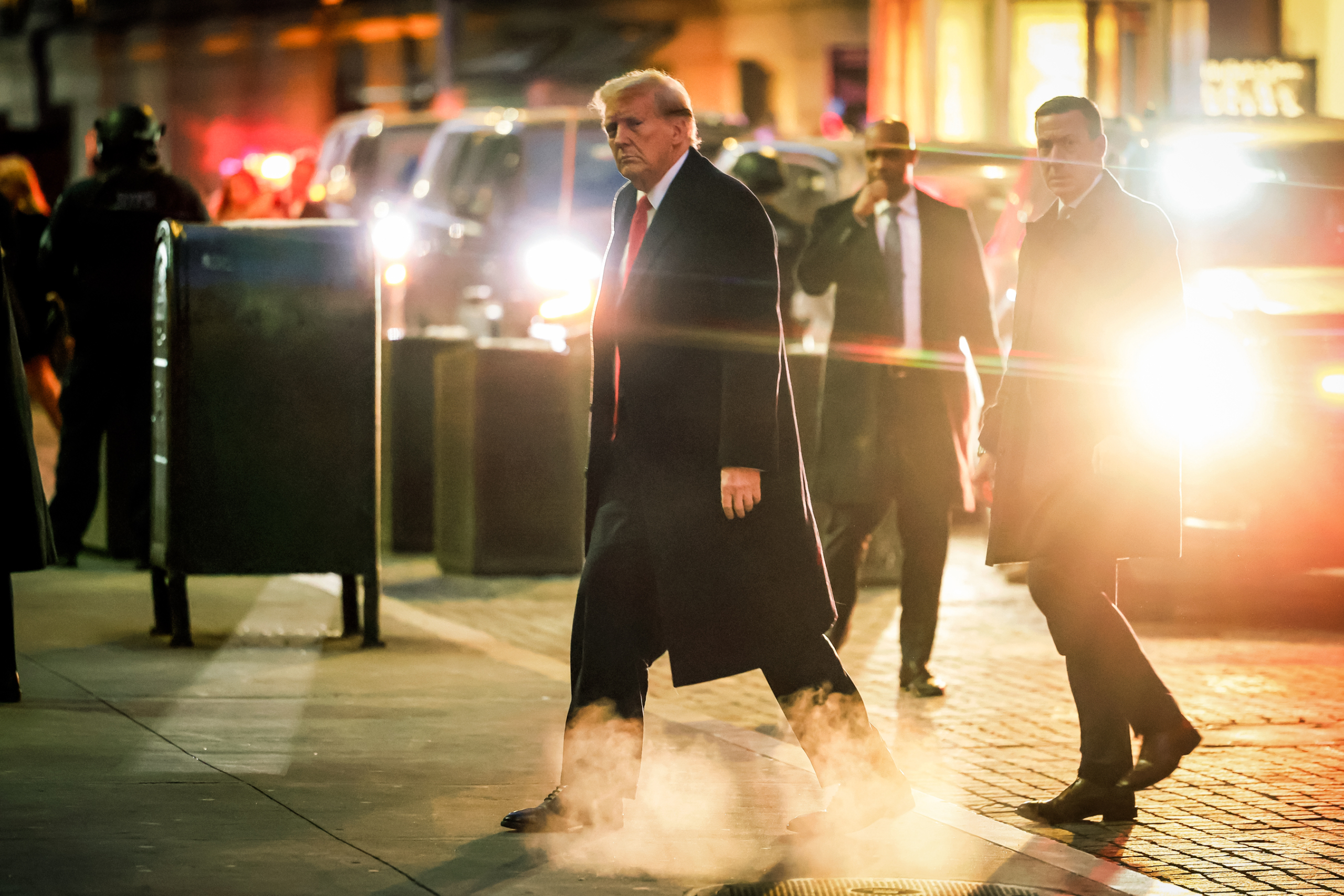 Cựu Tổng thống Donald Trump đến dự một cuộc họp báo tại Wall Street ở thành phố New York hôm 17/01/2024. (Ảnh: Michael M. Santiago/Getty Images)