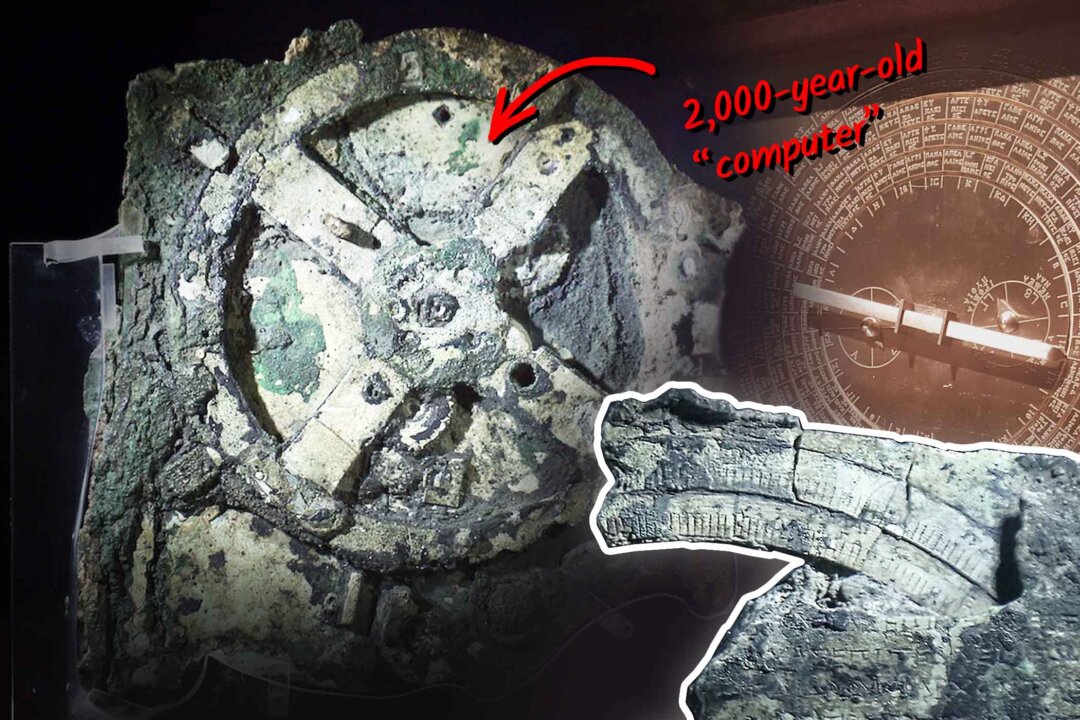 Thợ lặn tìm thấy ‘máy điện toán’ 2,000 năm tuổi tính toán chuẩn xác vị trí của mặt trời, mặt trăng, và các hành tinh