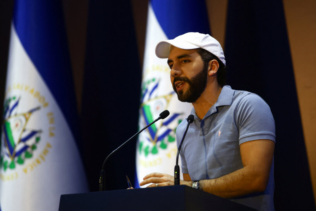 Ông Nayib Bukele, Tổng thống El Salvador của đảng Tư tưởng Mới hiện đang tranh cử cho nhiệm kỳ thứ hai, nói trong cuộc họp báo vào ngày bầu cử tổng thống, ở San Salvador, El Salvador, hôm 04/02/2024. (Ảnh: Jose Luis Gonzalez/Reuters)