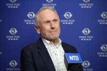 Nghệ sĩ múa nổi tiếng người Anh thán phục các nghệ sĩ múa Shen Yun