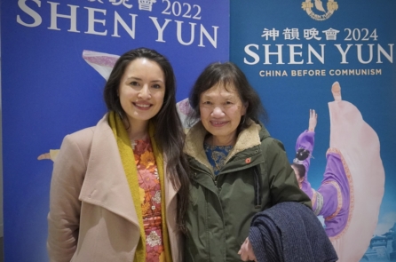 Luật sư ở Vương quốc Anh: Shen Yun đưa chúng tôi trở về với di sản của mình