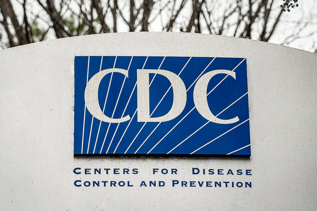 Ban cố vấn vaccine của CDC còn thiếu hơn một nửa thành viên