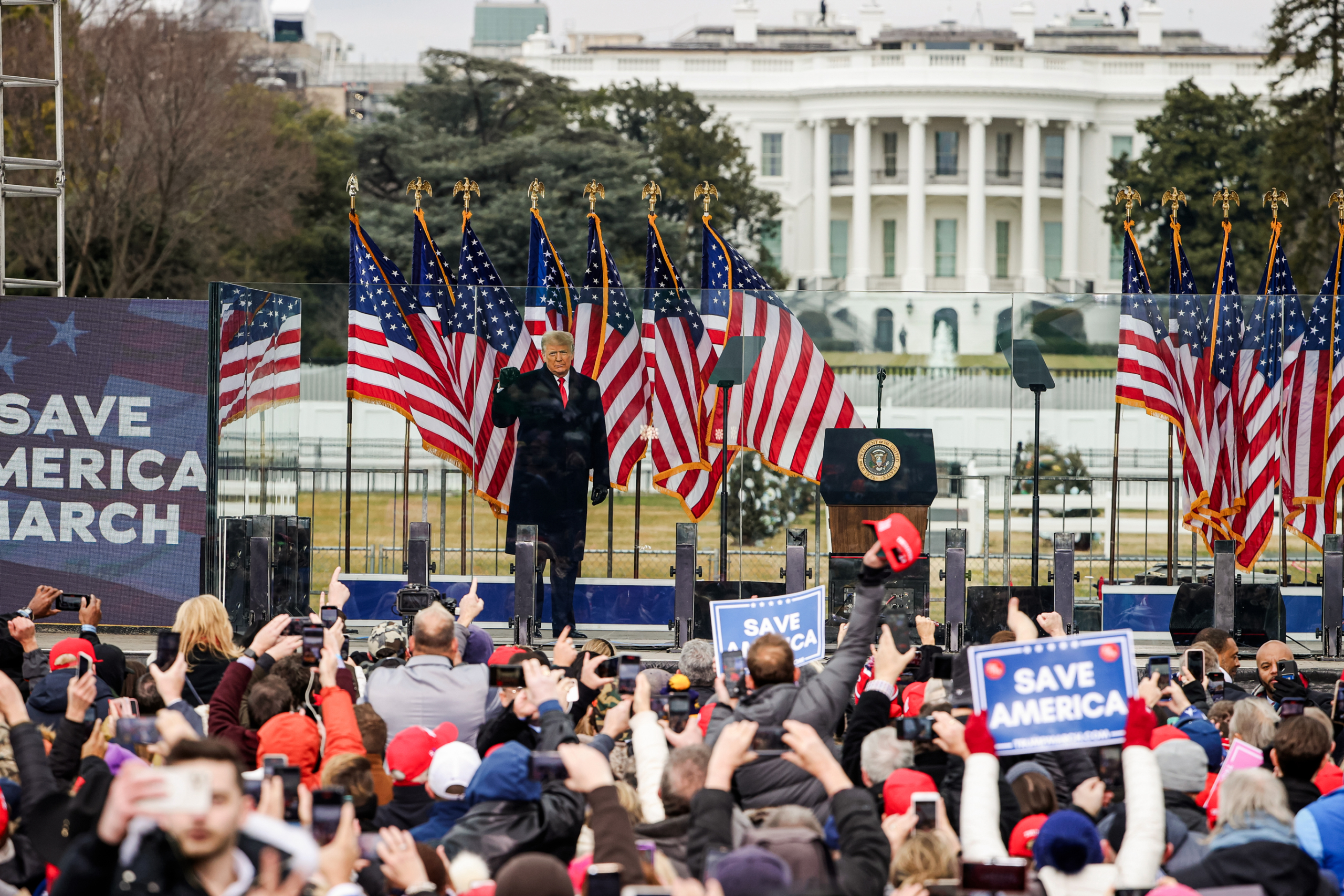 Tổng thống Donald Trump đến cuộc tập hợp “Ngừng Đánh cắp Cuộc bầu cử” ở thủ đô Hoa Thịnh Đốn vào ngày 06/01/2021. (Ảnh: Tasos Katopodis/Getty Images)