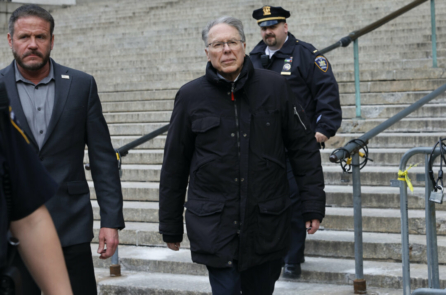 Bồi thẩm đoàn kết luận cựu giám đốc NRA Wayne LaPierre phải chịu trách nhiệm pháp lý, bồi thường thiệt hại 4.3 triệu USD