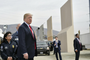 Thăm dò ý kiến: Đa số người Mỹ hiện ủng hộ bức tường biên giới theo kiểu của cựu Tổng thống Trump
