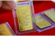 Việt Nam: Giá SJC lao dốc sau khi Ngân hàng Nhà nước đề nghị bỏ độc quyền vàng miếng