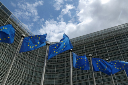 EU tiến hành điều tra chống độc quyền đối với Apple, Alphabet, Meta