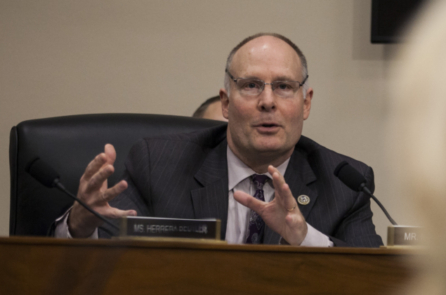 Thành viên Đảng Cộng Hòa Michigan sẽ lãnh đạo ủy ban về Trung Quốc sau khi ông Gallagher từ chức