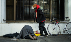 Người dân mệt mỏi khởi kiện San Francisco về chợ ma túy ngoài trời và lều trại cho người vô gia cư