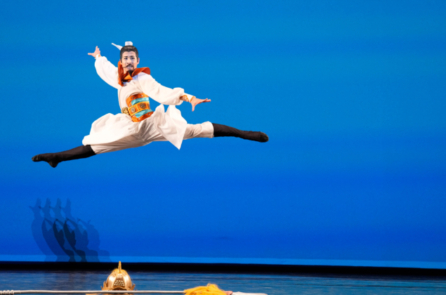 Cách thể hiện lòng trung thành: Nghệ sỹ múa đạt giải vàng Lucas Browde