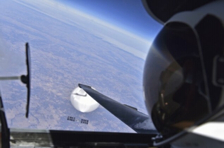 Nhiều cơ quan của Hoa Kỳ sẽ tiến hành giám định khinh khí cầu nghi là do thám được tìm thấy ngoài khơi Alaska