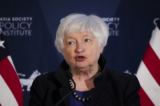 Bộ trưởng Ngân khố Janet Yellen nói chuyện tại một sự kiện về chiến lược kinh tế của chính phủ Tổng thống Biden đối với khu vực Ấn Độ Dương-Thái Bình Dương ở Hoa Thịnh Đốn hôm 02/11/2023. (Ảnh: Madalina Vasiliu/The Epoch Times)