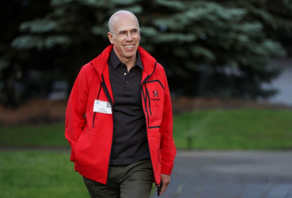 Ông Jeffrey Katzenberg đến phiên họp buổi sáng trong Hội nghị Sun Valley của Allen & Company ở Sun Valley, Idaho, ngày 06/07/2022. (Ảnh: Kevin Dietsch/Getty Images)