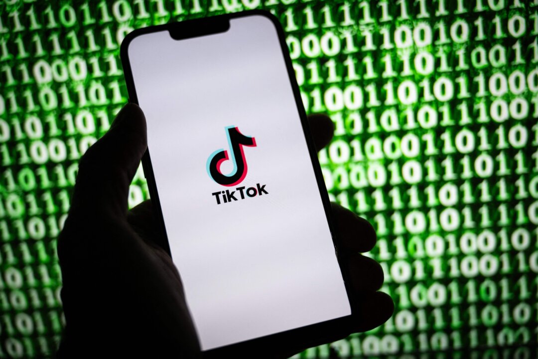 Vấn đề Tiktok: Cần chống lại cái xấu theo cách phù hợp với Hiến Pháp Hoa Kỳ