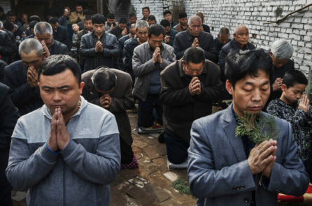 Nhà vận động nhân quyền: Hệ tư tưởng cộng sản là nguồn gốc của việc ngược đãi tôn giáo ở Trung Quốc