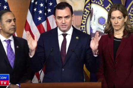 Gián điệp Trung Quốc âm thầm xâm nhập cơ sở hạ tầng quan trọng ở Hoa Kỳ