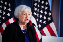 Bộ trưởng Ngân khố Janet Yellen nói chuyện tại một sự kiện về chiến lược kinh tế của chính phủ Tổng thống Biden đối với khu vực Ấn Độ Dương-Thái Bình Dương, tại Hoa Thịnh Đốn hôm 02/11/2023. (Ảnh: Madalina Vasiliu/The Epoch Times)