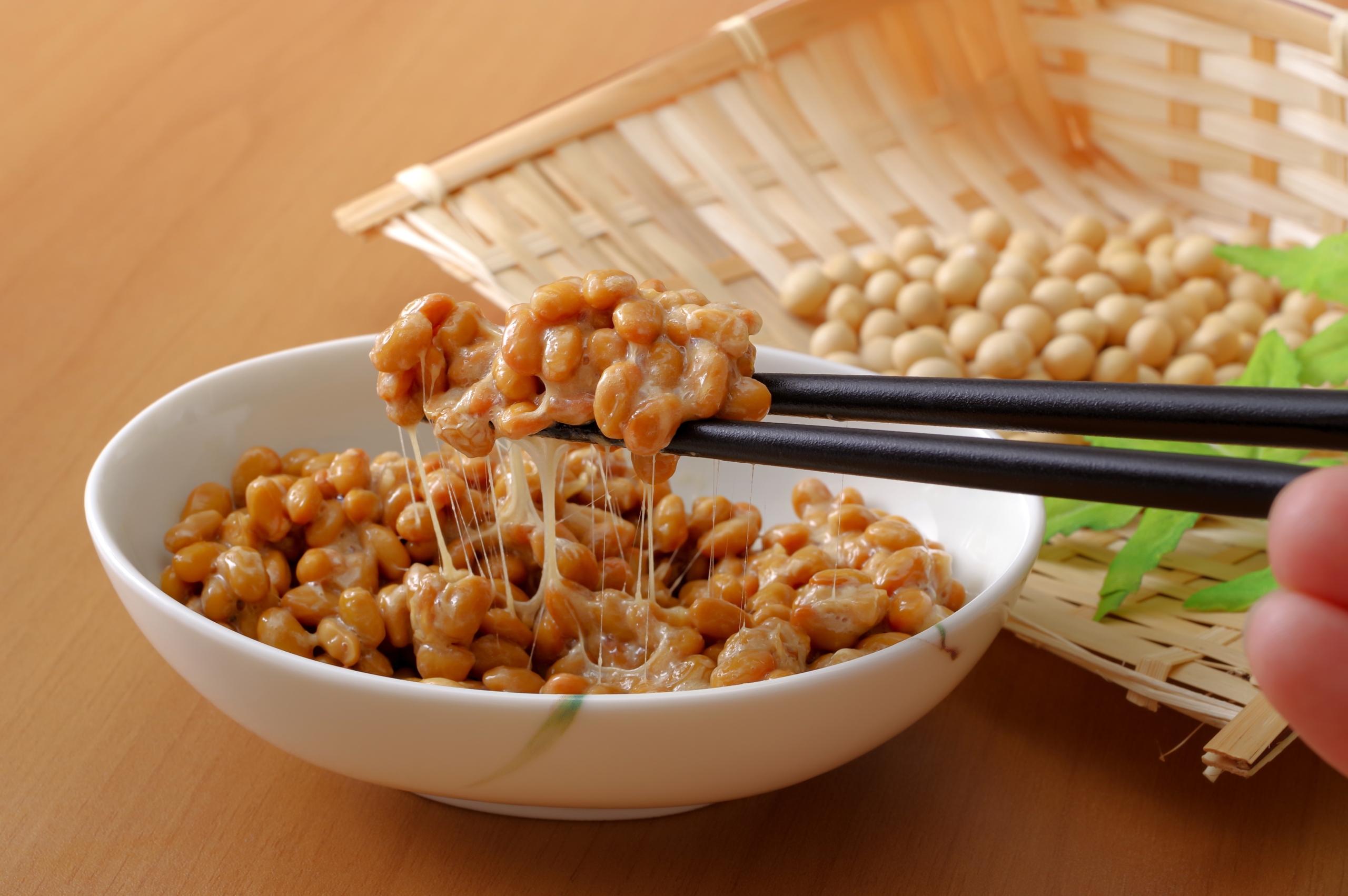 Natto là món đậu nành lên men truyền thống được tiêu thụ rộng rãi khắp Nhật Bản trong hàng nghìn năm qua. (Ảnh: beauty-box/Shutterstock)