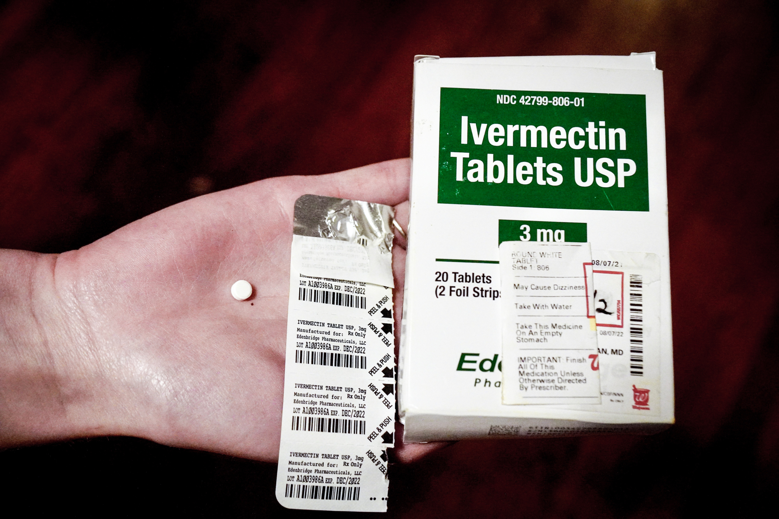 Việc sử dụng Ivermectin trong một số loại ung thư, bao gồm bệnh bạch cầu, vú, buồng trứng và đại trực tràng. (Ảnh Natasha Holt/The Epoch Times)