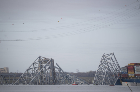 Việc làm, tiền thuế gặp rủi ro khi cảng Baltimore đóng cửa