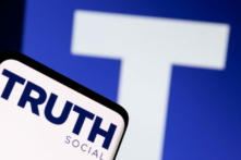 Logo mạng xã hội Truth Social, ngày 21/02/2022. (Ảnh: Dado Ruvic/Illustration/Reuters)
