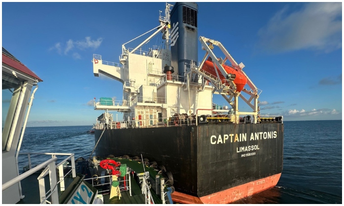 Tàu Captain Antonis
