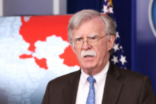 Cố vấn An ninh Quốc gia John Bolton nói chuyện trong cuộc họp báo tại Tòa Bạch Ốc ở Hoa Thịnh Đốn vào ngày 28/01/2019. (Ảnh: Holly Kellum/NTD)