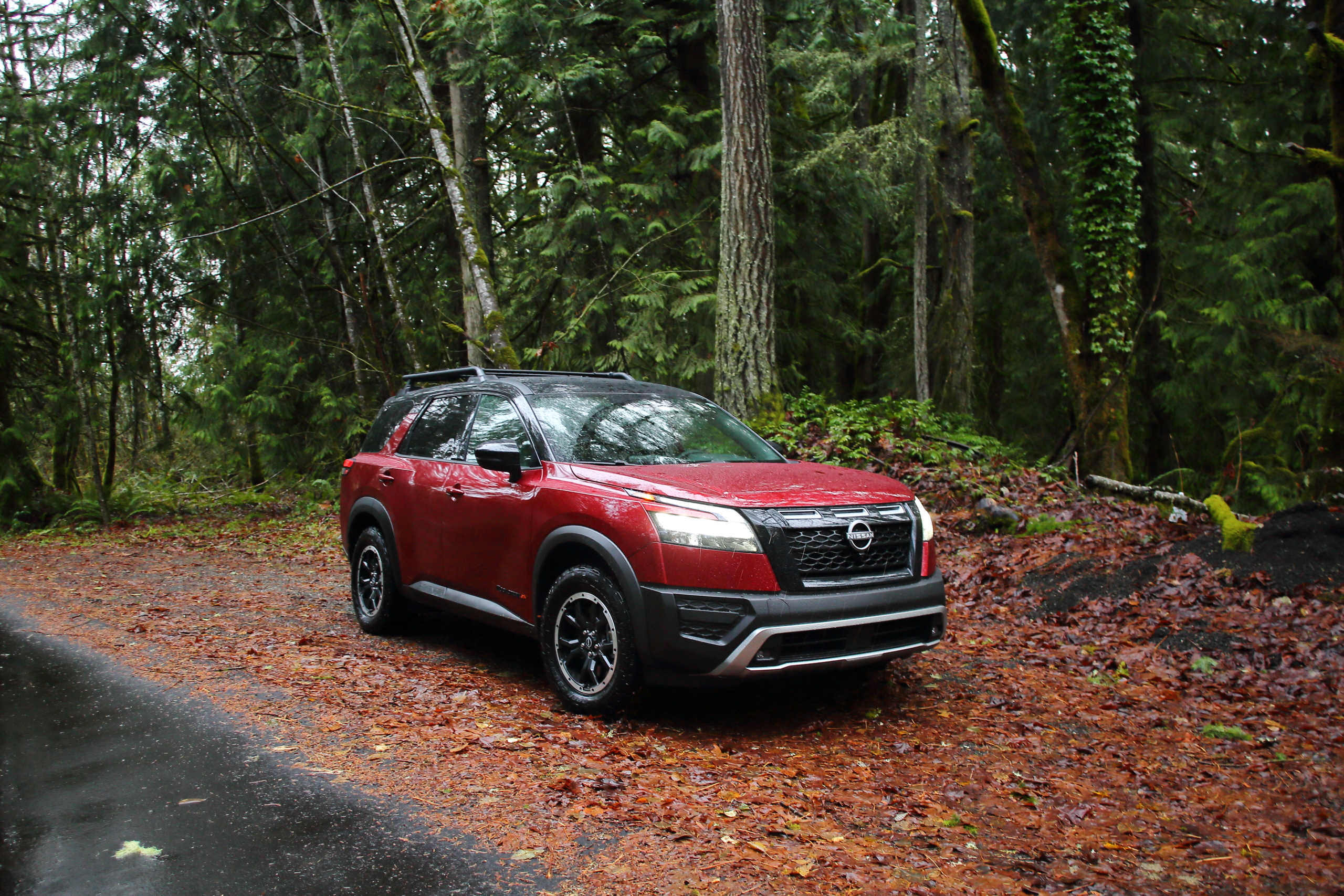 Nissan Pathfinder Rock Creek. (Ảnh: Lý Áo/The Epoch Times)