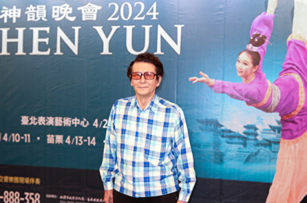 Trụ trì tịnh xá: Shen Yun là một trường cứu độ chúng sinh, được chư Tiên và chư Phật che chở