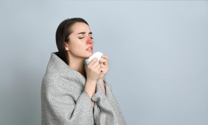 Xoa bóp bấm huyệt giúp cải thiện triệu chứng viêm mũi dị ứng