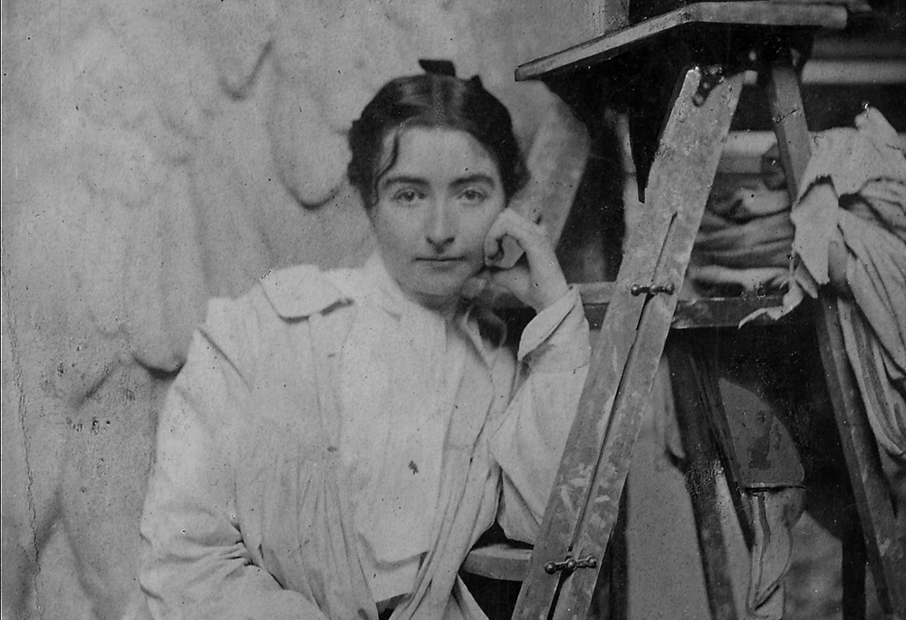 Điêu khắc gia Helen Farnsworth Mears (1878-1916), khoảng đầu thế kỷ 20. Cơ quan kiến trúc của Tòa nhà quốc hội Hoa Kỳ. (Ảnh: Tư liệu công cộng)