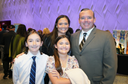 Shen Yun truyền cảm hứng cho giáo sư thông qua các giá trị truyền thống