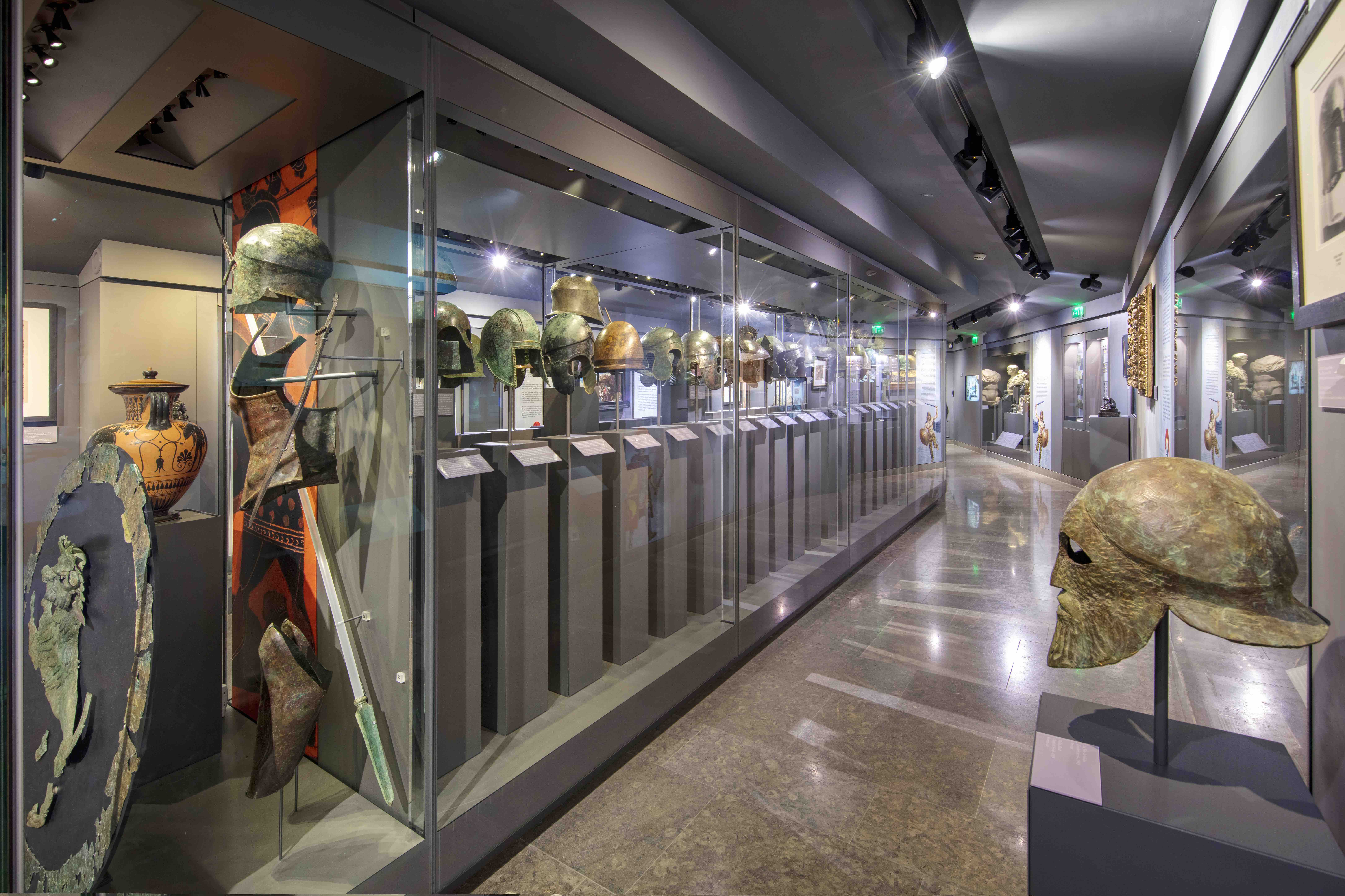 Bộ sưu tập Áo Giáp và Vũ khí của Bảo tàng Nghệ thuật Cổ điển Mougins. (Ảnh: Macmougins/CC BY-SA 4.0 DEED)