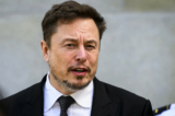 Giám đốc điều hành X Elon Musk rời một Diễn đàn Chuyên sâu về Trí tuệ Nhân tạo của cả hai đảng ở Thượng viện Hoa Kỳ tại Tòa nhà Quốc hội Hoa Kỳ ở Hoa Thịnh Đốn, ngày 13/09/2023. (Ảnh: Mandel Ngan/AFP qua Getty Images)