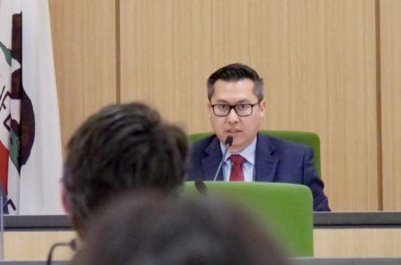 Tòa phúc thẩm cho phép nghị sĩ Fong tranh cử ghế trống của ông McCarthy trong Quốc hội