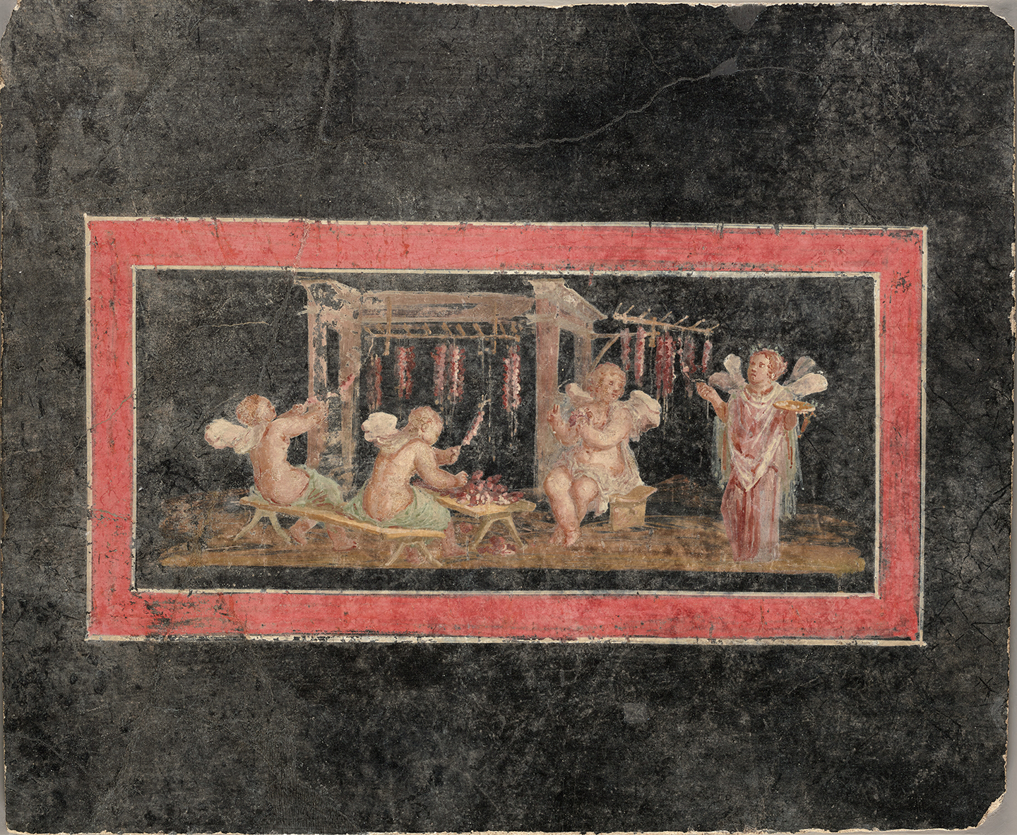 Tác phẩm “Fresco Fragment With Four Cupids Hanging Garlands” (Tấm Bích Hoạ Có Bốn Vị Thần Cupid Đang Treo Những Dây Hoa) do một họa sỹ khuyết danh vẽ khoảng năm 50–79 Công Nguyên. Bích họa; 14 15/16 inches x 18 ⅛ inches x 1 ¾ inches (~38cm x 46cm x 4,4cm). Trung tâm Giáo dục và Bảo tàng Nghệ thuật Getty Villa, Los Angeles. (Ảnh: Tư liệu công cộng)