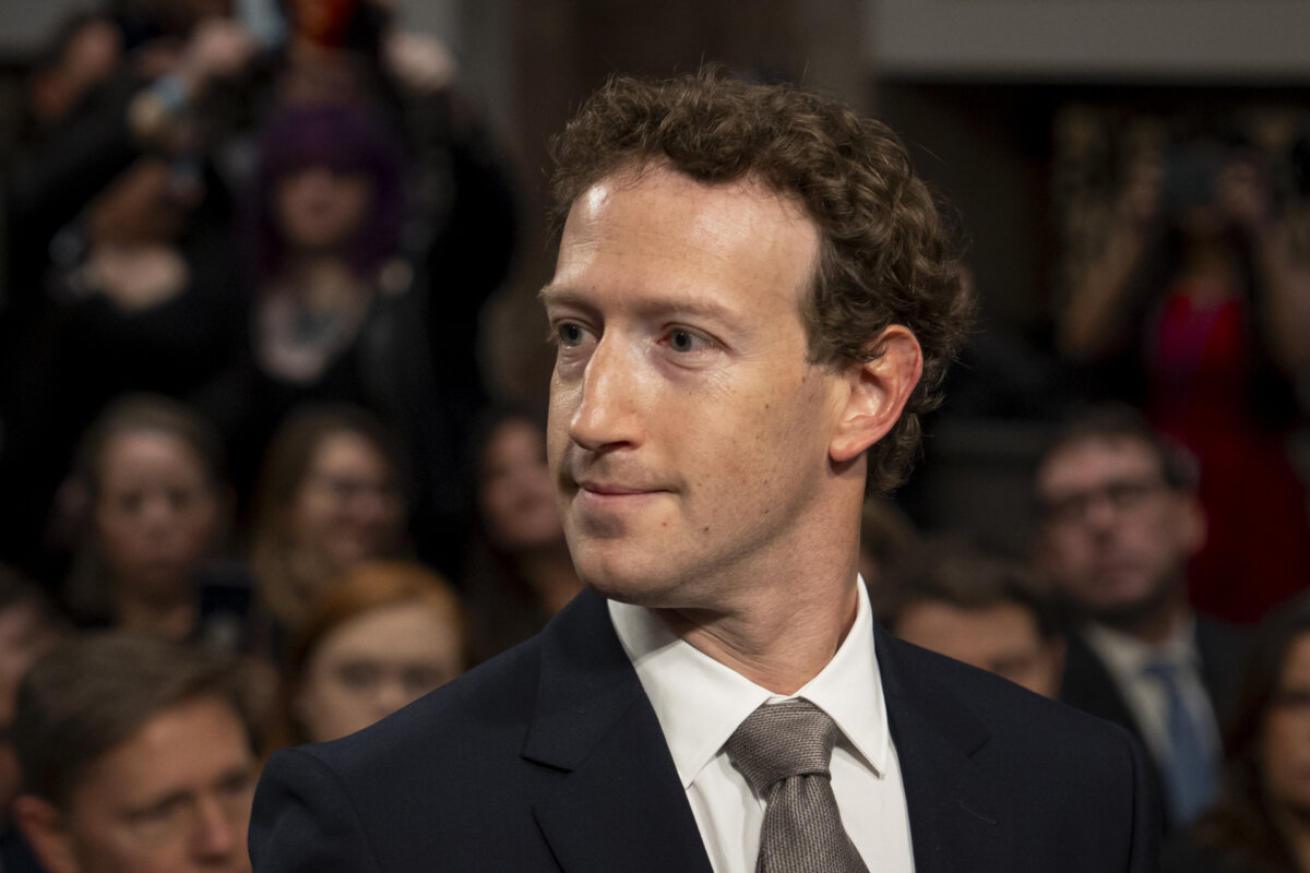 Người sáng lập kiêm Tổng giám đốc Meta Mark Zuckerberg đến làm chứng trước Ủy ban Tư pháp Thượng viện ở Hoa Thịnh Đốn, hôm 31/01/2024. (Ảnh: Madalina Vasiliu/The Epoch Times)