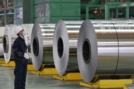 Tình trạng dư thừa thép của Trung Quốc gây căng thẳng thương mại và lo ngại chiến lược trên toàn cầu