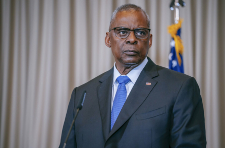 Bộ trưởng Quốc phòng Austin nói chuyện với người đồng cấp Trung Quốc lần đầu tiên kể từ tháng 11/2022