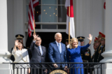 Tổng thống Joe Biden và Đệ nhất Phu nhân Jill Biden chào đón Thủ tướng Nhật Bản Kishida và Đệ nhất Phu nhân Yuko Kishida tới Tòa Bạch Ốc trong chuyến thăm cấp quốc gia, tại Hoa Thịnh Đốn, hôm 10/04/2024. (Ảnh: Allison Bailey/Middle East Images qua AFP qua Getty Images)