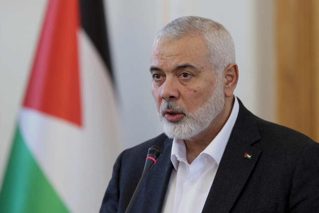 3 con trai của thủ lĩnh Hamas Haniyeh thiệt mạng trong cuộc không kích của Israel