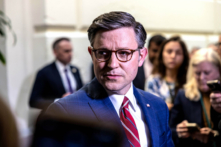 Hoa Kỳ: Chủ tịch Johnson dự định đưa ra bỏ phiếu các dự luật viện trợ ngoại quốc riêng cho Ukraine, Israel