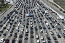 Giao thông tắc nghẽn tại trạm thu phí Cầu Vịnh San Francisco-Oakland vào ngày 24/08/2022. (Ảnh: Justin Sullivan/Getty Images)