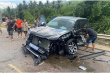 Việt Nam: Xe chở giám đốc Sở Tư pháp tỉnh Khánh Hòa gặp tai nạn, 4 người bị thương