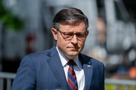 Chủ tịch Hạ viện Johnson nói rằng phiên tòa xét xử cựu TT Trump là một ‘trò hề công lý’