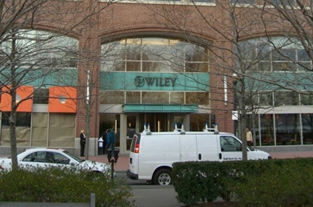 Nhà xuất bản Wiley ngừng xuất bản 19 tập san khoa học, thu hồi hơn 11,300 bài luận văn